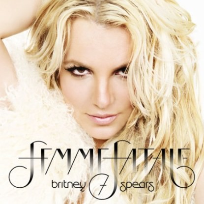  spokojna i pewna siebie Femme Fatale doda a Britney Spears