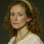 Leslie Hope
