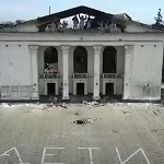 mariupol-teatrzniszczony150