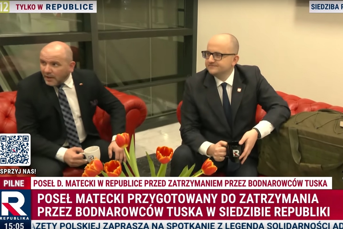 Kolejny poseł PiS bez immunitetu. Schował się w siedzibie Republiki