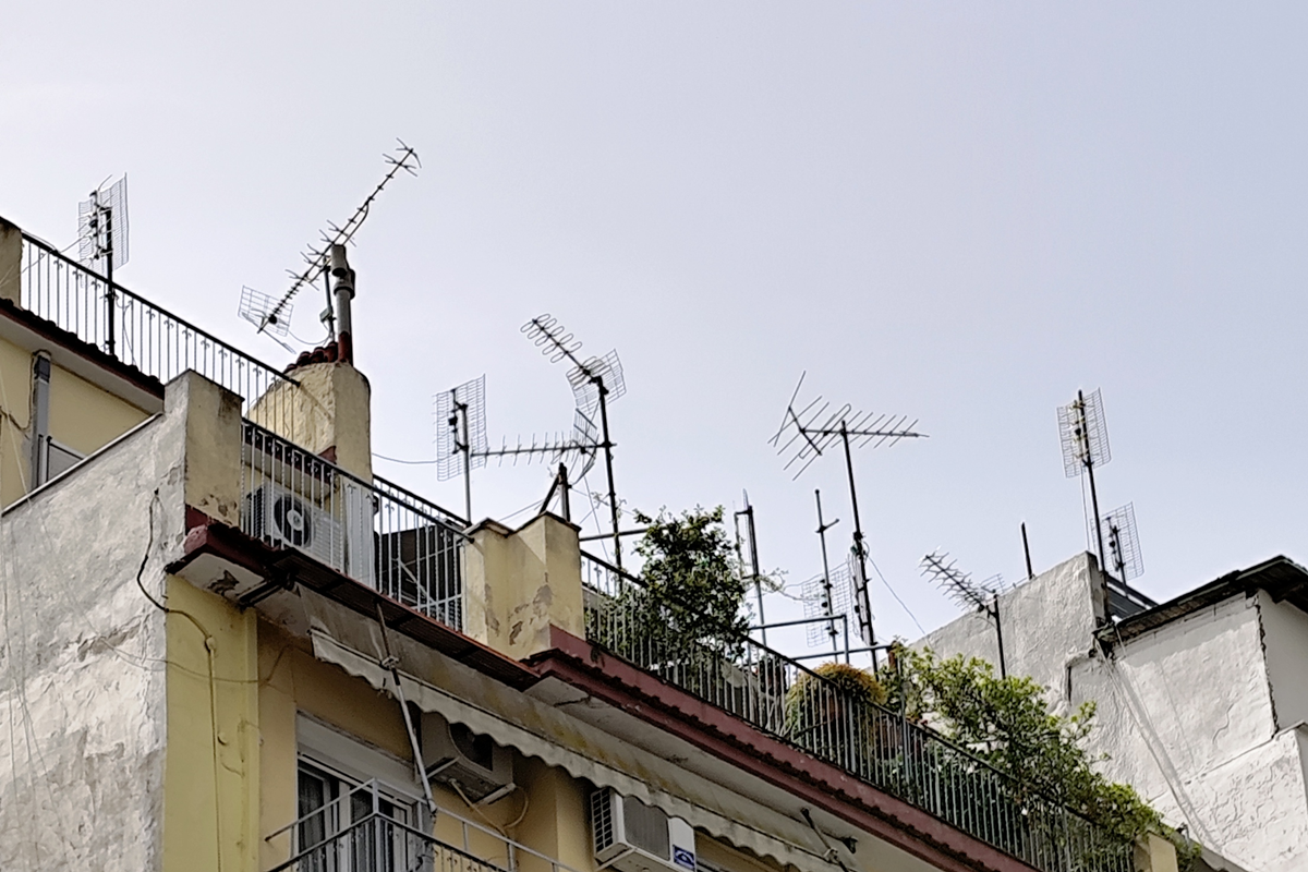 Mniej pasma dla naziemnej telewizji? UKE szykuje się na taki wariant