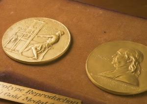 Medal Pulitzera, fot. kadr z youtube'a
