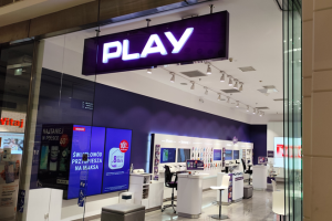 Salon Play