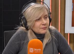 Katarzyna Gójska w studiu radiowej Jedynki