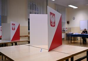 Lokal wyborczy, fot. PAP/Darek Delmanowicz 