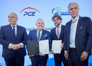 Jacek Sasin, Wojciech Dąbrowski, Piotr Woźny i Zygmunt Solorz, fot. materiały prasowe PGE