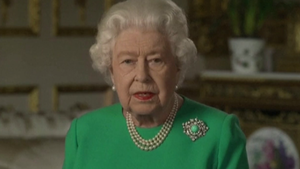 Elżbieta II podczas orędzia, fot. screen z youtube'a