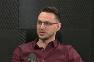 Mateusz Janiak (screen: YouTube/Przegląd Sportowy)