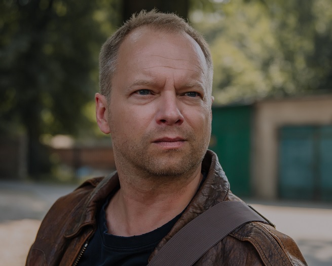 Maciej Stuhr w trzecim sezonie „Belfra”, fot. materiały prasowe Canal+