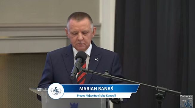 Prezes NIK Marian Banaś podczas piątkowej konferencji prasowej Fot. Zrzut ekranu/YouTube