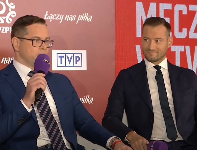 Od lewej: dyrektor TVP Sport Krzysztof Zieliński i redaktor naczelny stacji Sebastian Staszewski