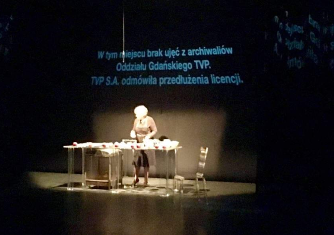 Krystyna Janda w roli Danuty Wałęsy, fot. Teatr Polonia