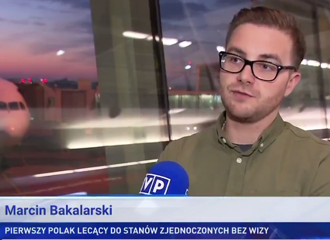 Marcin Bakalarski w relacji „Wiadomości”, fot. TVP