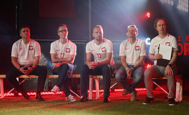Od lewej: Dariusz Dziekanowski, Przemysław Rudzki, Łukasz Olkowicz, Sebastian Mila i Michał Pol, fot. twitter.com/LukaszOlkowicz