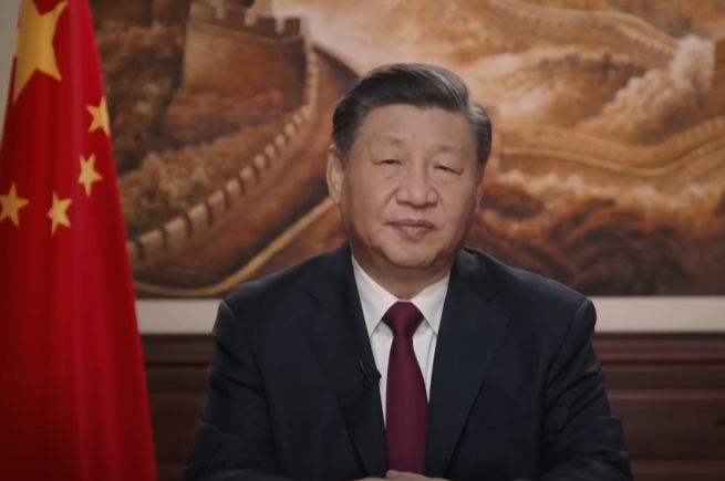 Przywódca Chin Xi Jinping (screen: YouTube/South China Morning Post)